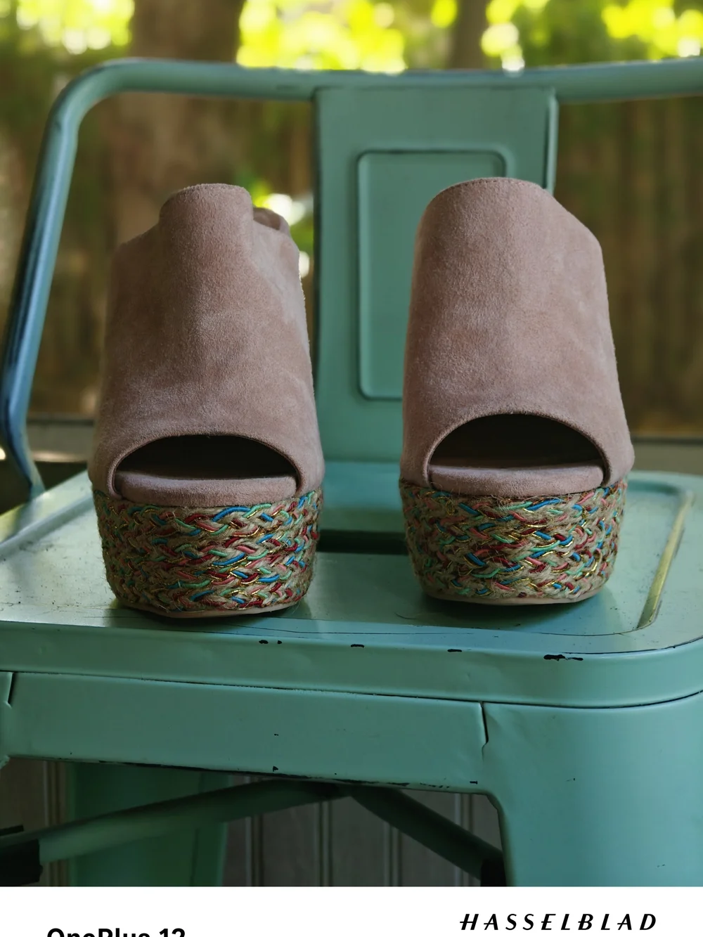 Women’s Suede Peep-Toe Wedge Mules in Dusty Rose